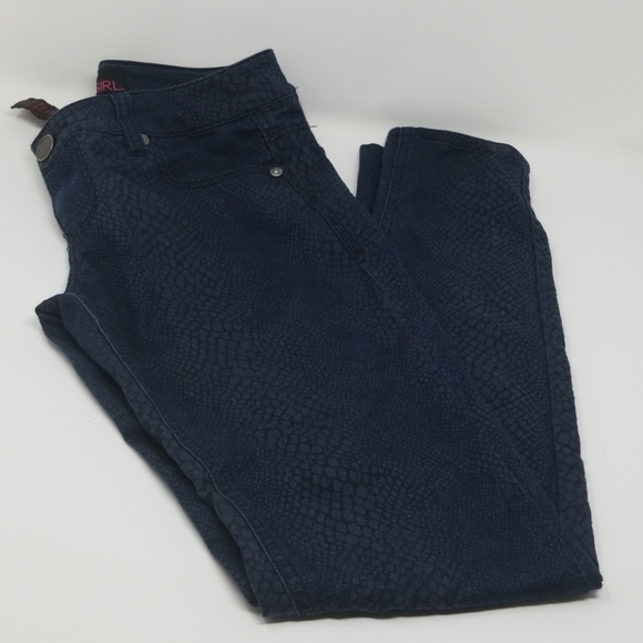 Material Girl Snake Print Blue Wash Skinny Pants - Picture 1 of 4